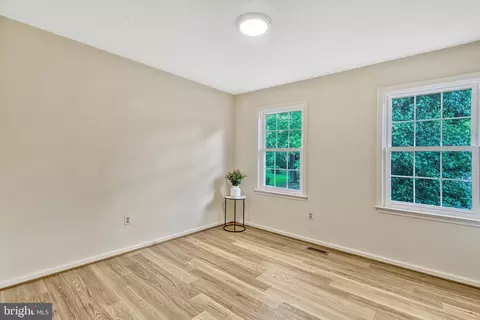 Bedroom - 8305 Lindside Way, Springfield, VA 22153 photo 6 of 8
