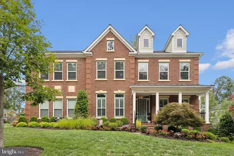 9810 Sheads Ct, Burke, VA 22015