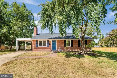 6320 Yellowstone Dr, Alexandria, VA 22312