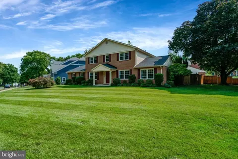 1363 Macbeth St, Mclean, VA 22102 photo 2