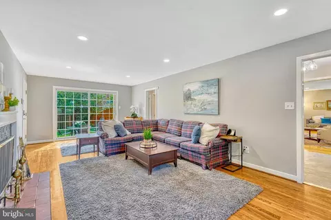 1363 Macbeth St, Mclean, VA 22102 photo 19