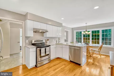 1363 Macbeth St, Mclean, VA 22102 photo 5