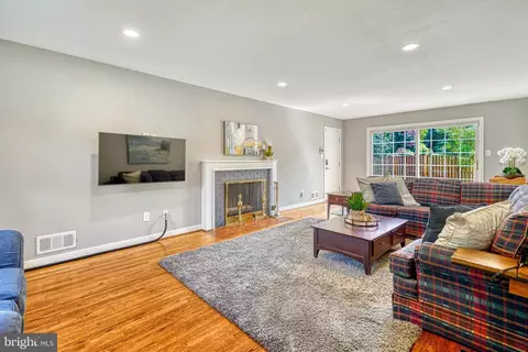 1363 Macbeth St, Mclean, VA 22102 photo 18