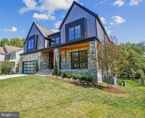 308 Branch Rd SE, Vienna, VA 22180