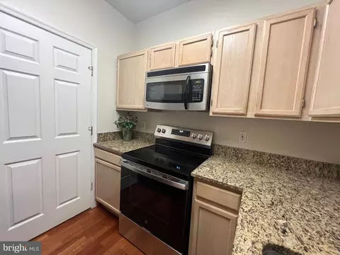 1601 Spring Gate Dr #1206, Mclean, VA 22102 photo 4