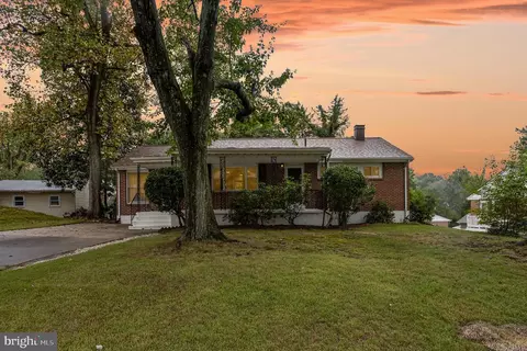 6202 Hillview Ave, Alexandria, VA 22310