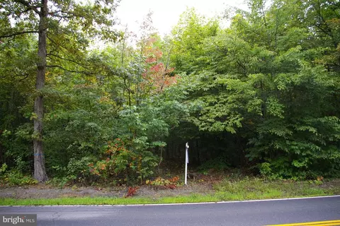 5730 Colchester Rd, Clifton, VA 20124