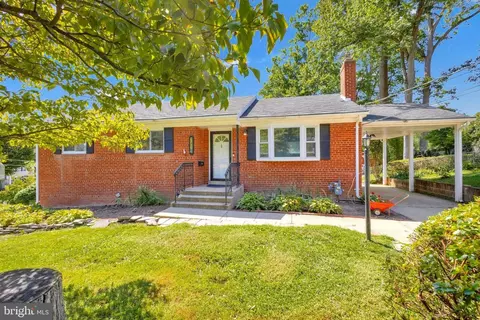7415 Nancemond St, Springfield, VA 22150
