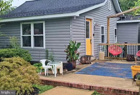 6467 Third St, Alexandria, VA 22312
