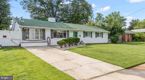 6118 Hibbling Ave, Springfield, VA 22150