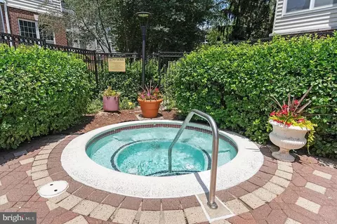 1581 Spring Gate Dr #5403, Mclean, VA 22102 photo 15
