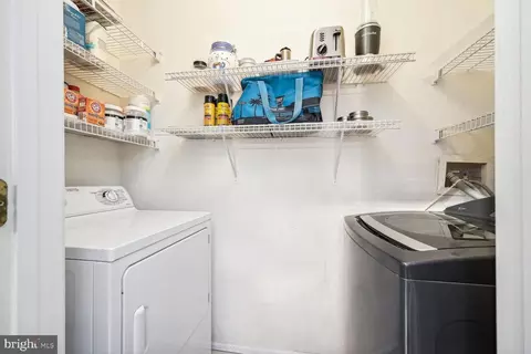1581 Spring Gate Dr #5403, Mclean, VA 22102 photo 12
