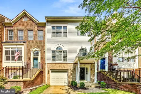 6018 Wendron Way, Alexandria, VA 22315