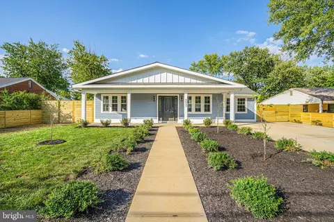 6623 Dorset Dr, Alexandria, VA 22310