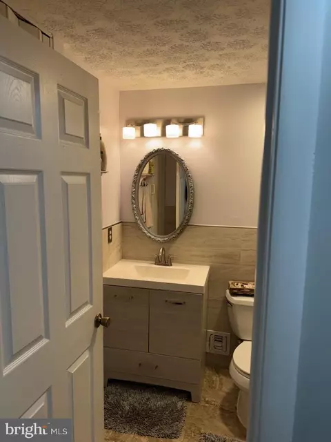 8123 Winter Blue Ct, Springfield, VA 22153 photo 14