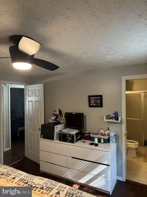 8123 Winter Blue Ct, Springfield, VA 22153 photo 17