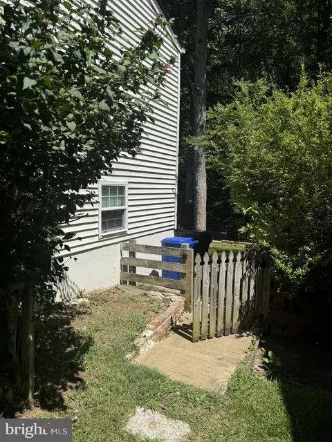 8123 Winter Blue Ct, Springfield, VA 22153 photo 31