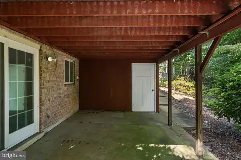 8604 Clydesdale Rd, Springfield, VA 22151 photo 44