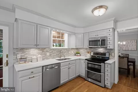 8604 Clydesdale Rd, Springfield, VA 22151 photo 22
