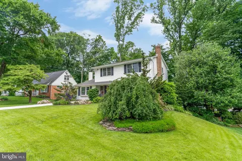 8604 Clydesdale Rd, Springfield, VA 22151 photo 3