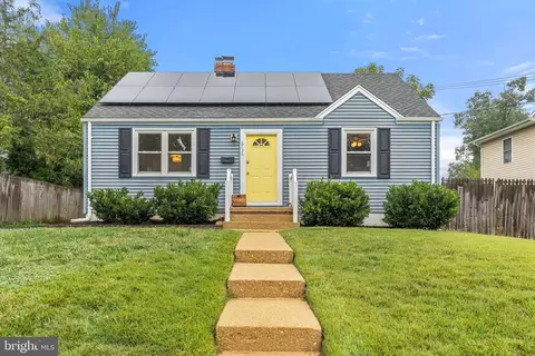 6736 Gouthier Rd, Falls Church, VA 22042