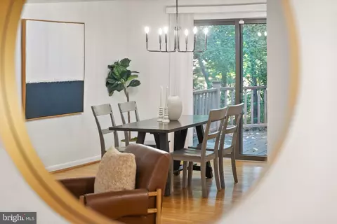 Dining - 2074 Amberjack Ct, Reston, VA 20191 photo 1 of 6