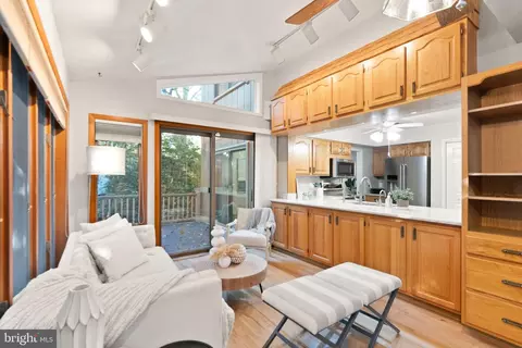 Other - 2074 Amberjack Ct, Reston, VA 20191 photo 8 of 23