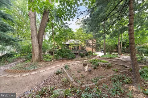 Exterior - 2074 Amberjack Ct, Reston, VA 20191 photo 20 of 26