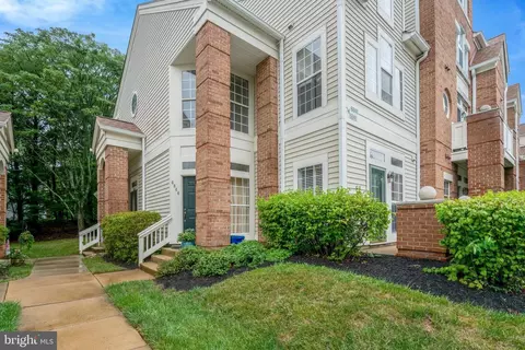 6848 Brindle Heath Way #230, Alexandria, VA 22315