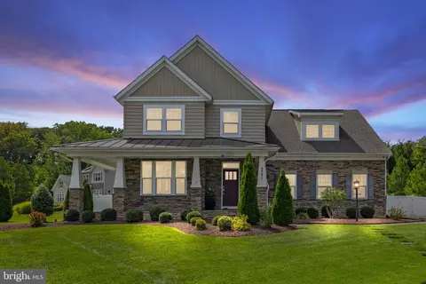 7771 Julia Taft Way, Lorton, VA 22079