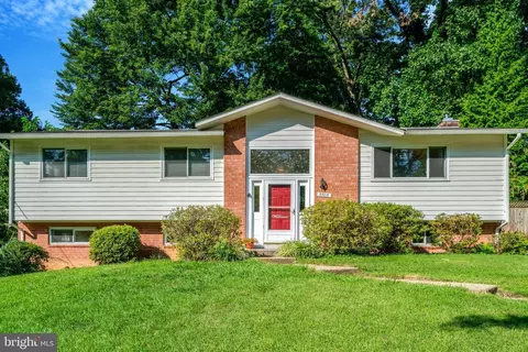 Exterior - 5508 Callander Dr, Springfield, VA 22151 photo 1 of 6