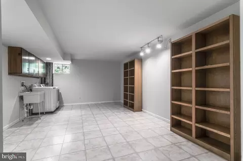 6237 Wilmette Dr, Burke, VA 22015 photo 32