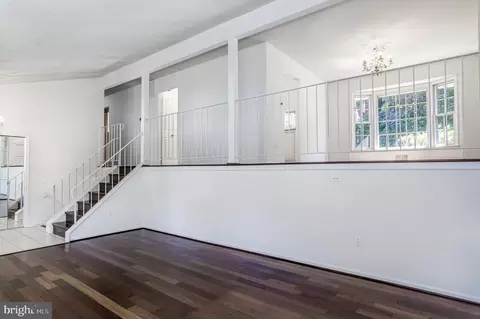6237 Wilmette Dr, Burke, VA 22015 photo 7
