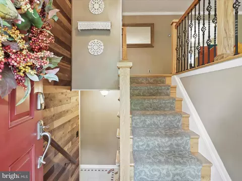 7005 Galgate Dr, Springfield, VA 22152 photo 11