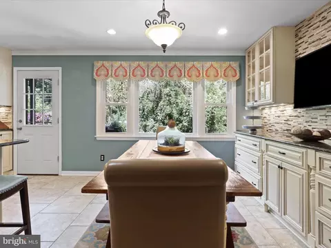 7005 Galgate Dr, Springfield, VA 22152 photo 19