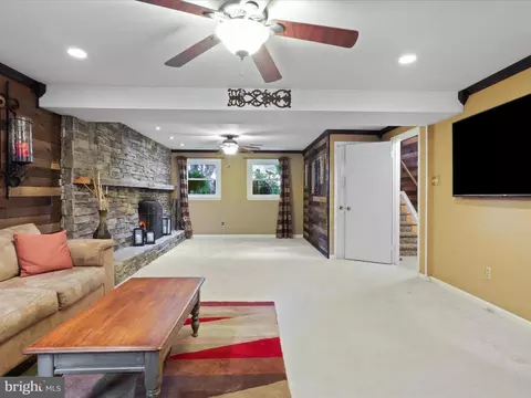 7005 Galgate Dr, Springfield, VA 22152 photo 37