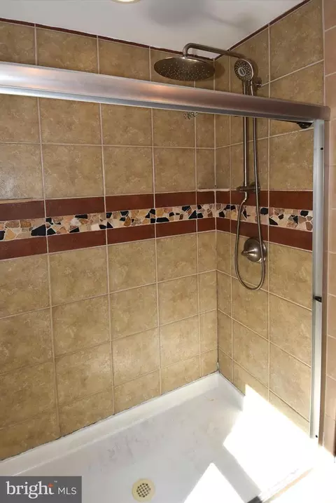 5505 Aldrich Ln, Springfield, VA 22151 photo 21