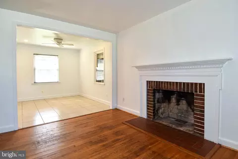 5505 Aldrich Ln, Springfield, VA 22151 photo 9