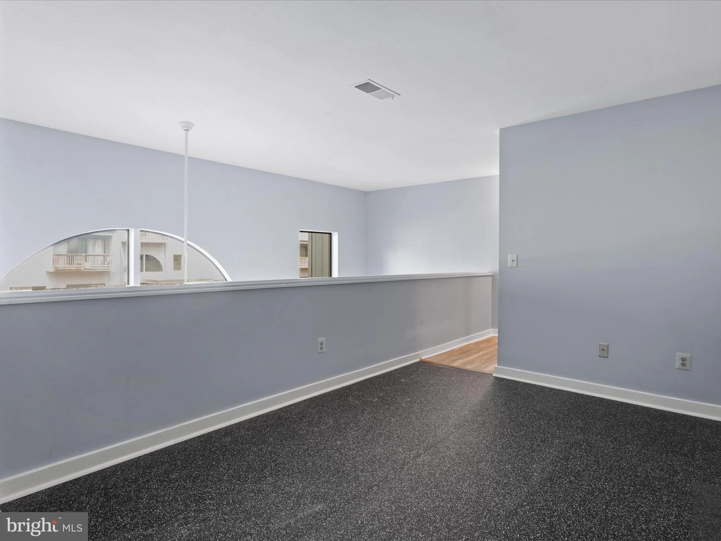 Living - 11112 Glade Dr, Reston, VA 20191 photo 7 of 11