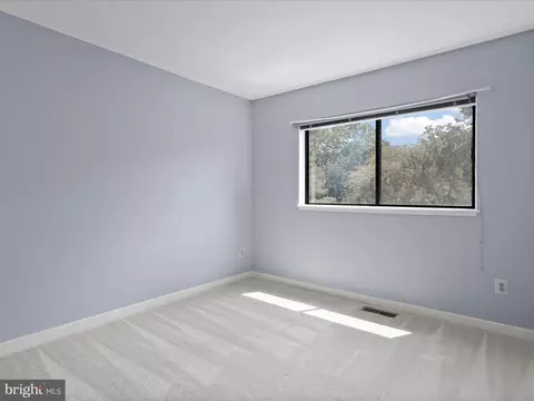 Bedroom - 11112 Glade Dr, Reston, VA 20191 photo 3 of 7