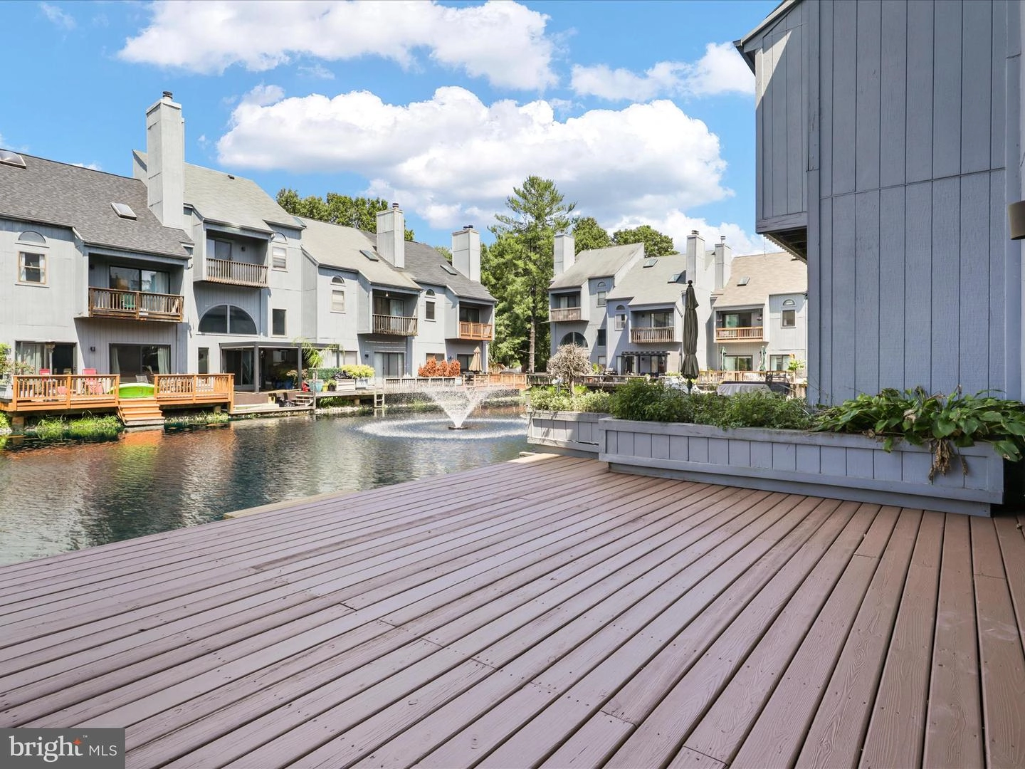 Exterior - 11112 Glade Dr, Reston, VA 20191 photo 4 of 5