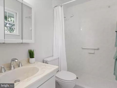 7711 Elgar St, Springfield, VA 22151 photo 31