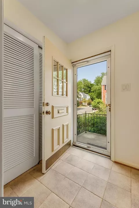 6759 Towne Lane Rd, Mclean, VA 22101 photo 7