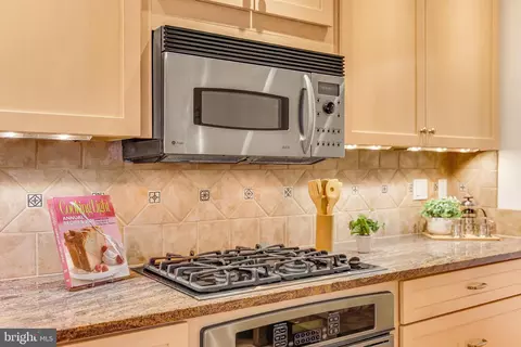 6759 Towne Lane Rd, Mclean, VA 22101 photo 13