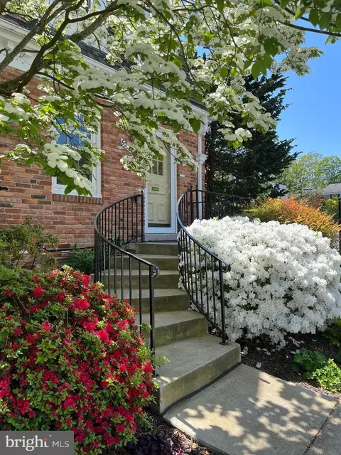 6759 Towne Lane Rd, Mclean, VA 22101 photo 2