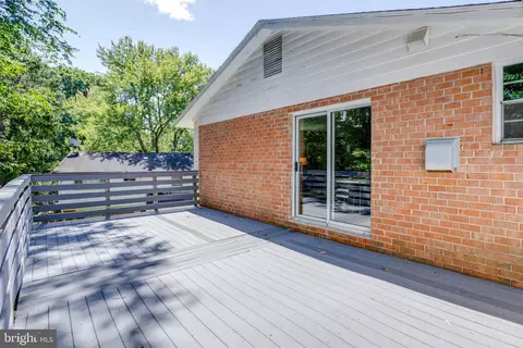 Exterior - 5529 Southampton Dr, Springfield, VA 22151 photo 2 of 11