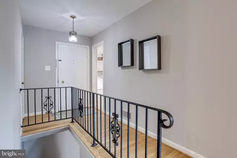 Entry Way - 5529 Southampton Dr, Springfield, VA 22151 photo 1 of 2