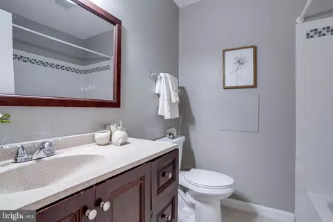 Bath - 5529 Southampton Dr, Springfield, VA 22151 photo 2 of 2