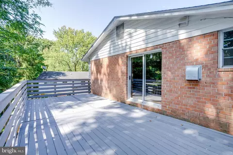 Exterior - 5529 Southampton Dr, Springfield, VA 22151 photo 6 of 11
