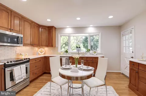 2500 E Meredith Dr, Vienna, VA 22181 photo 17